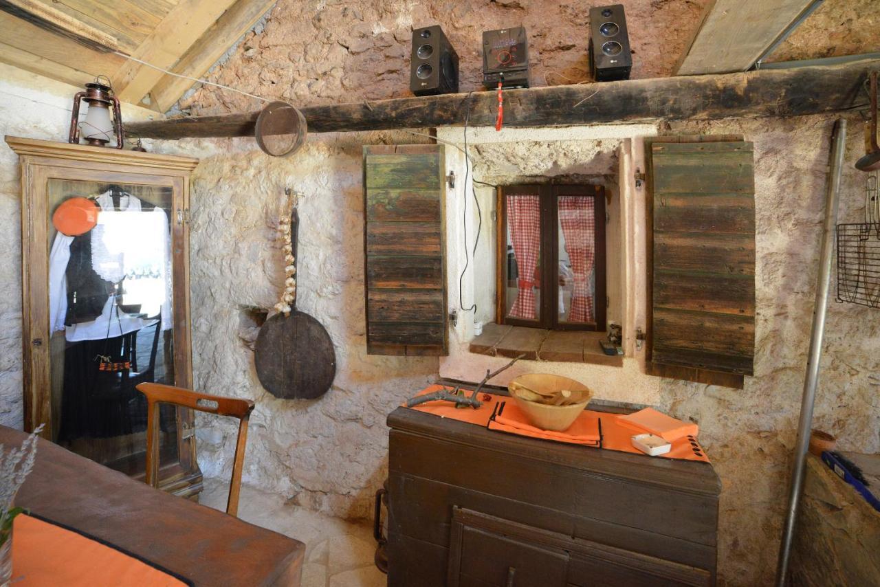 Kuca Za Odmor Joko I Jeka Villa Bogatić Dış mekan fotoğraf