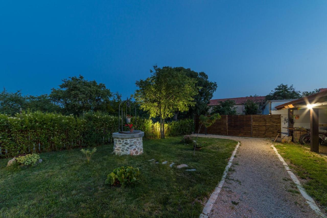 Kuca Za Odmor Joko I Jeka Villa Bogatić Dış mekan fotoğraf