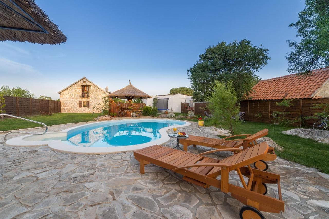 Kuca Za Odmor Joko I Jeka Villa Bogatić Dış mekan fotoğraf